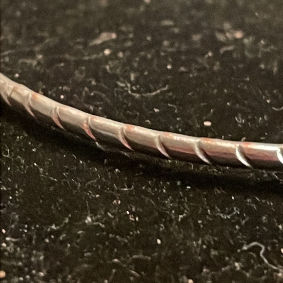 8” mixed metal polished silver tone diamond etched stackable bangle bracelet - Picture 5 of 12